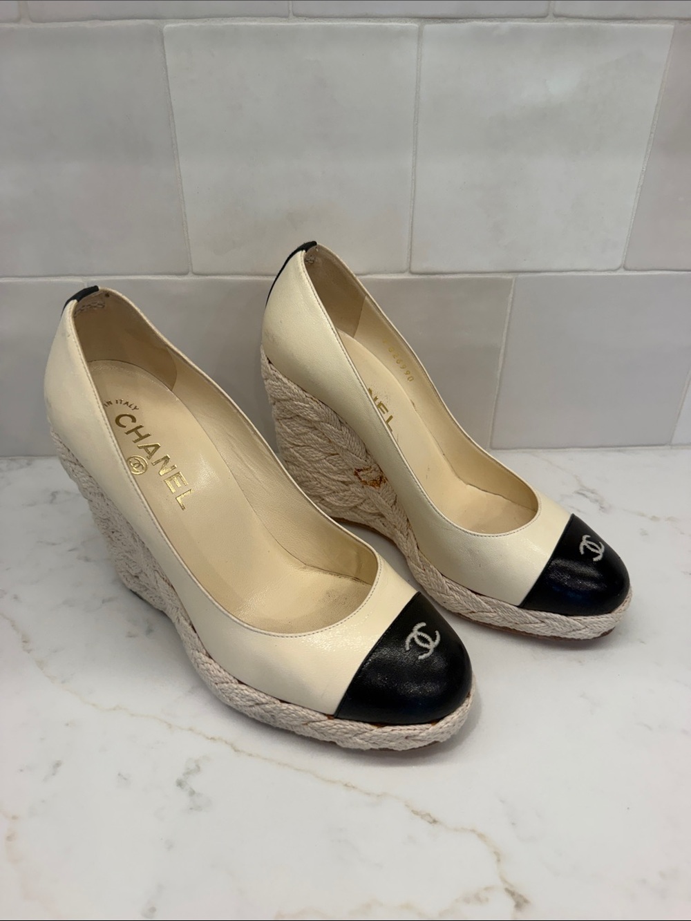 CHANEL Cream Leather Espadrille Pumps with Black Cap Toe